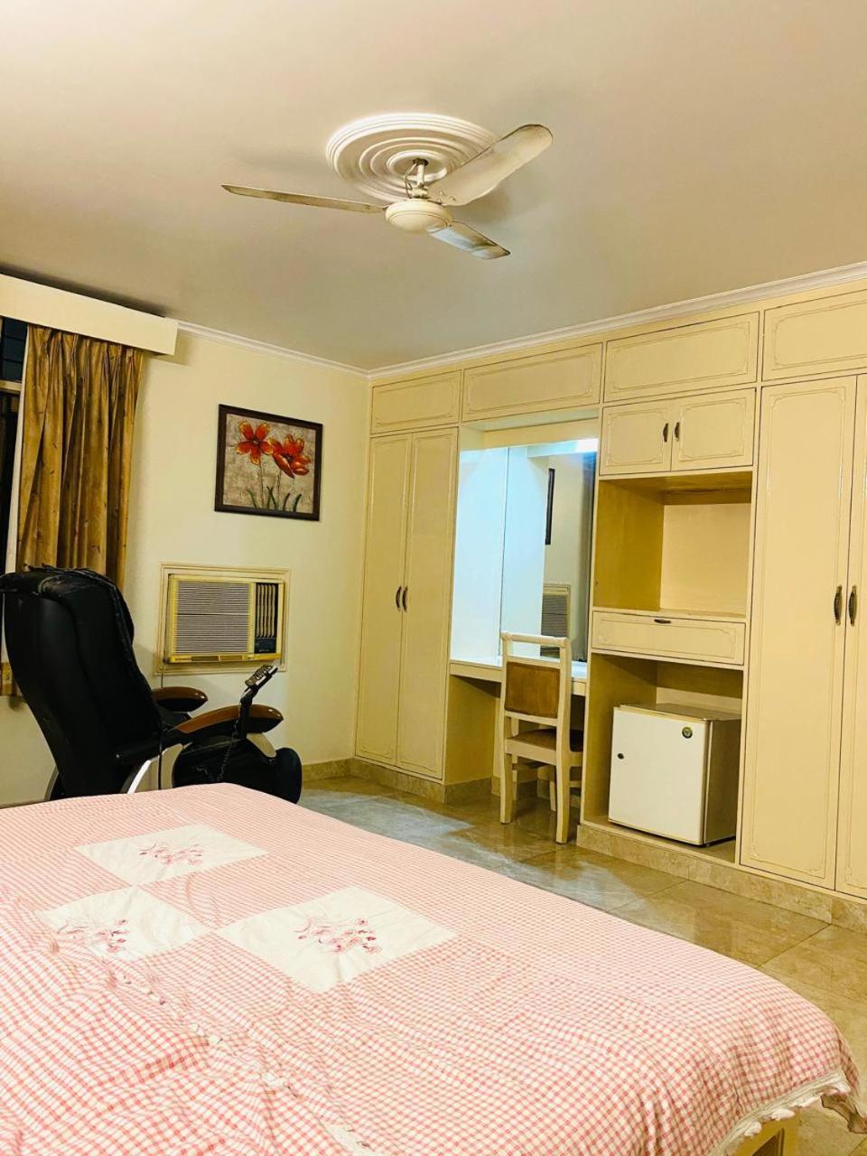 Hotel Mayur Deluxe Meerut Εξωτερικό φωτογραφία
