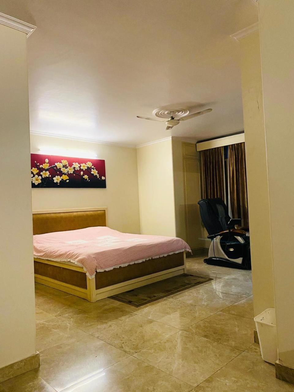 Hotel Mayur Deluxe Meerut Εξωτερικό φωτογραφία
